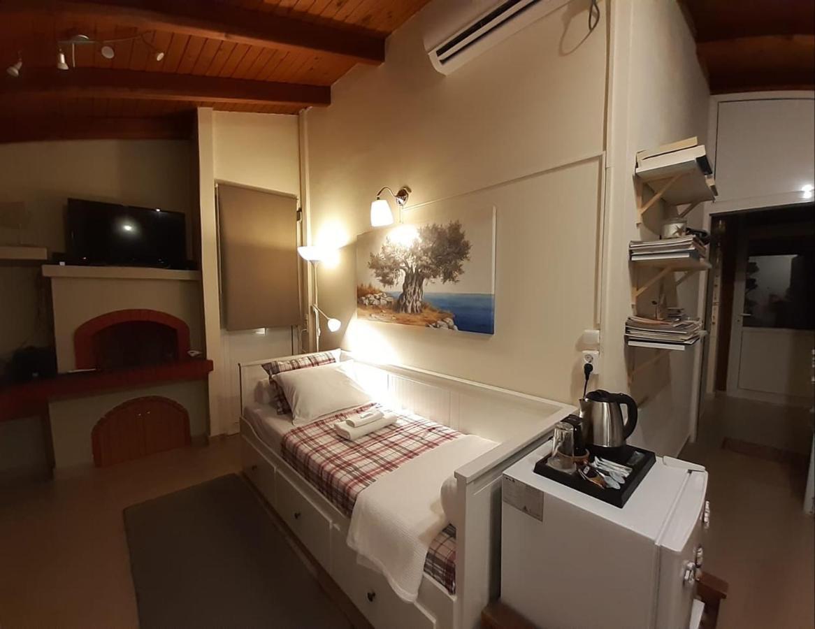 Cozy Apartments Near The Airport Artemida  Exterior foto