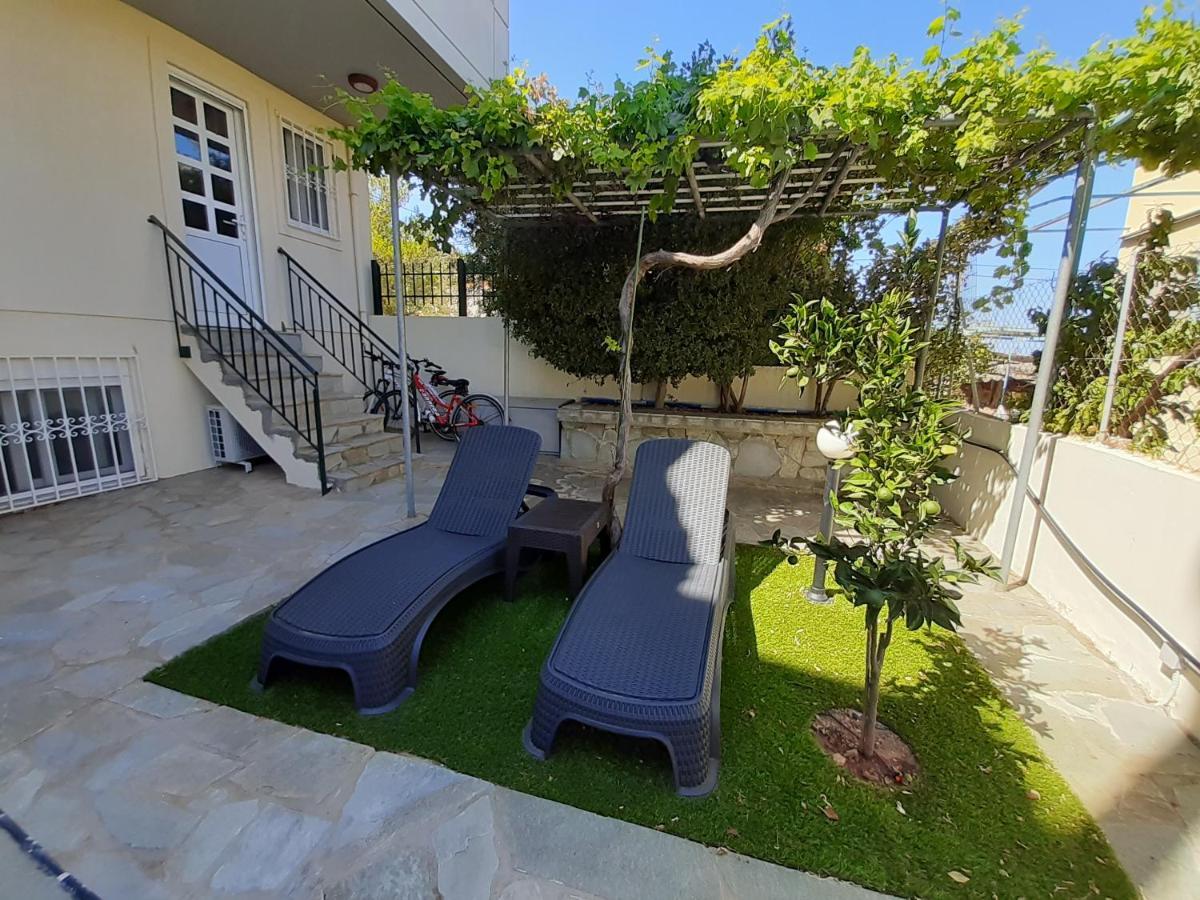 Cozy Apartments Near The Airport Artemida  Exterior foto