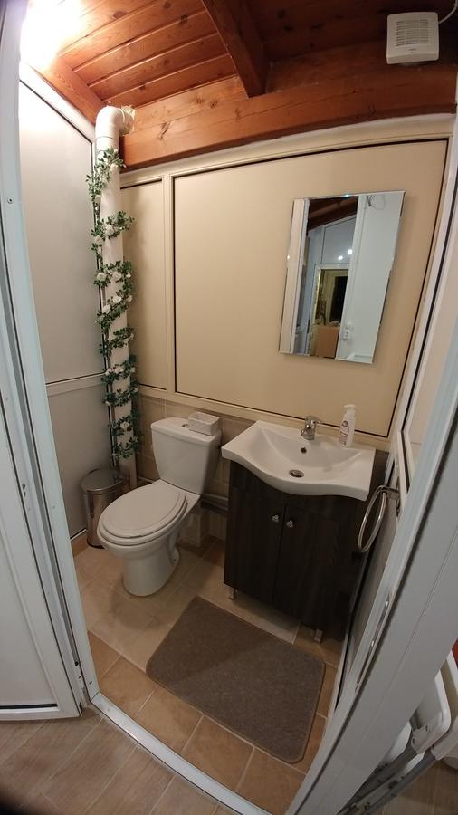 Cozy Apartments Near The Airport Artemida  Exterior foto