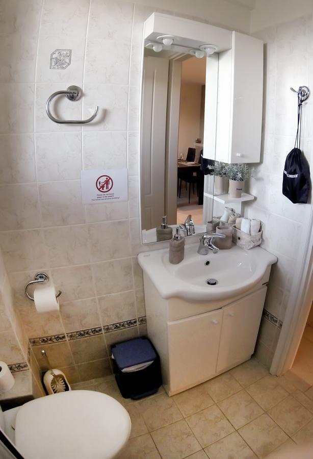Cozy Apartments Near The Airport Artemida  Exterior foto